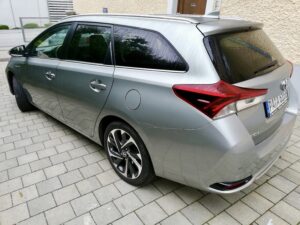 Toyota Auris Hybrid z Německa s Mujdovoz.cz
