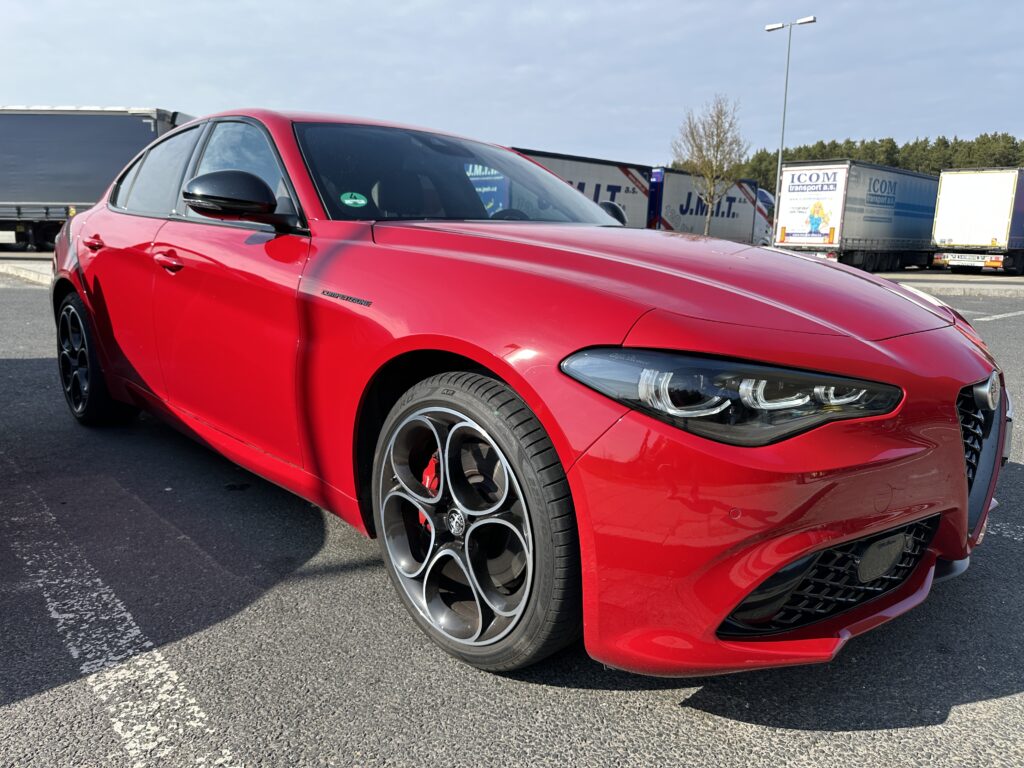 dovoz auta a prodejci